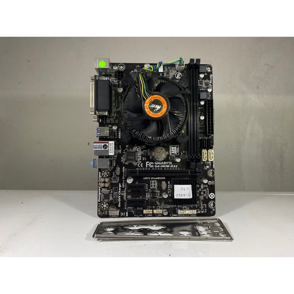 ชุดเซ็ตซีพียู+บอร์ด : CPU INTEL (เลือกได้) + GIGABYTE GA-H81M-DS2 สินค้ามีเพทหลัง สินค้ามือสอง มีประ