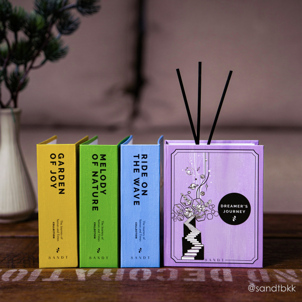 SANDT Reed Diffuser ก้านไม้หอม ในรูปแบบของ Aroma Book