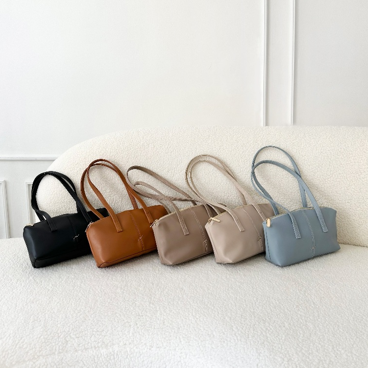 (พร้อมส่ง) NOW IS NOW Gina Shoulder Bag