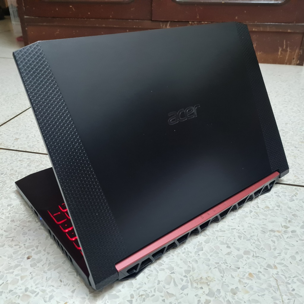 Acer Nitro 5 AN515-43 Ryzen 7 3750H + GTX 1650 + จอ 120Hz แรม 16Gb ฮาร์ดดิส SSD M2 150Gb+1TB จอLed B