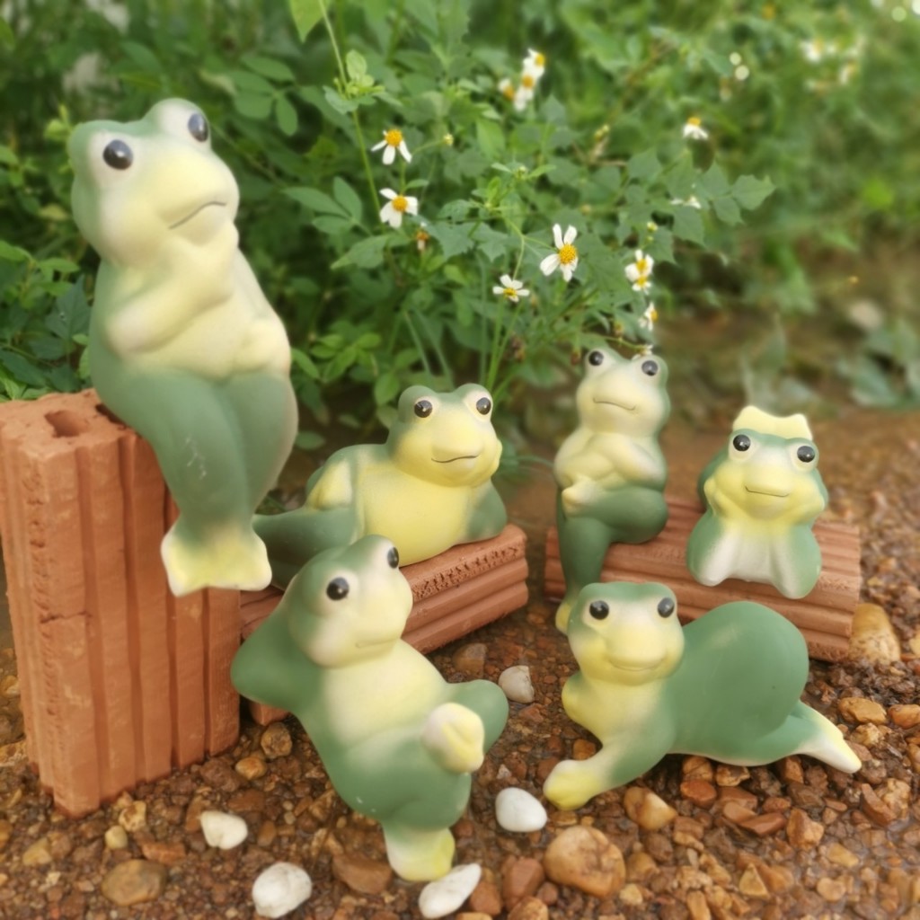 ตุ๊กตาจัดสวนหย่อม กบแต่งสวน 4-6นิ้ว (ชุด6ตัว)  ตุ๊กตาแต่งสวน กบสวยงาม แต่งบ่อปลา