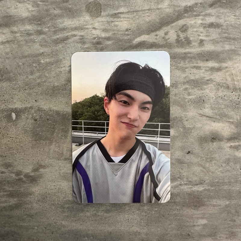 การ์ด Seunghan : RIIZE - THE 1ST SINGLE ALBUM ’Get A Guitar‘