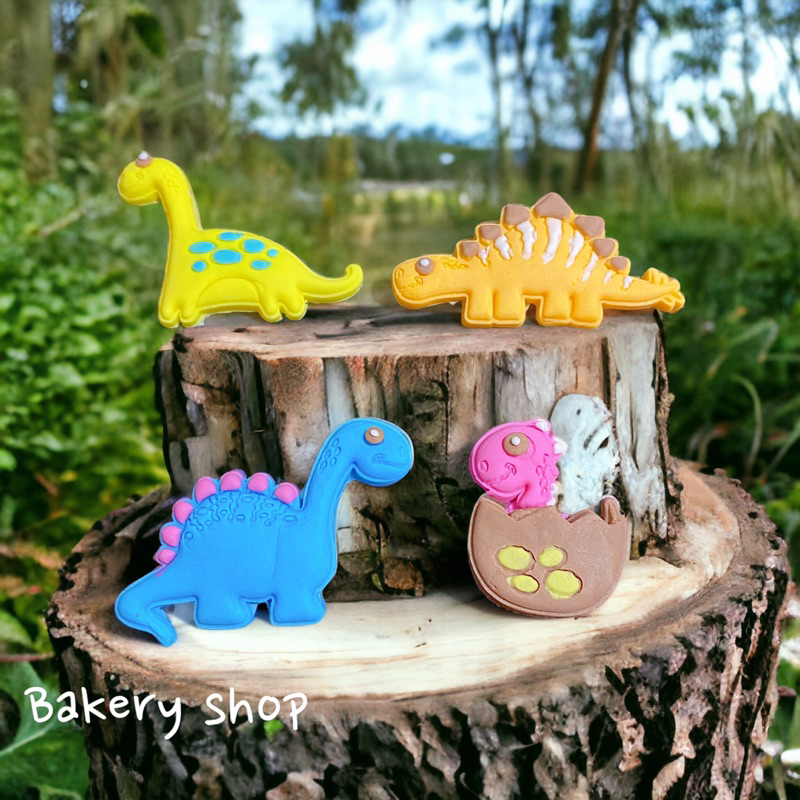 น้ำตาลตกแต่งเค้ก 🦕  รูปไดโนเสาร์  คละสี (สีแต่ละรอบที่ส่งจะไม่เหมือนกันขึ้นอยู่กับทางร้าน)