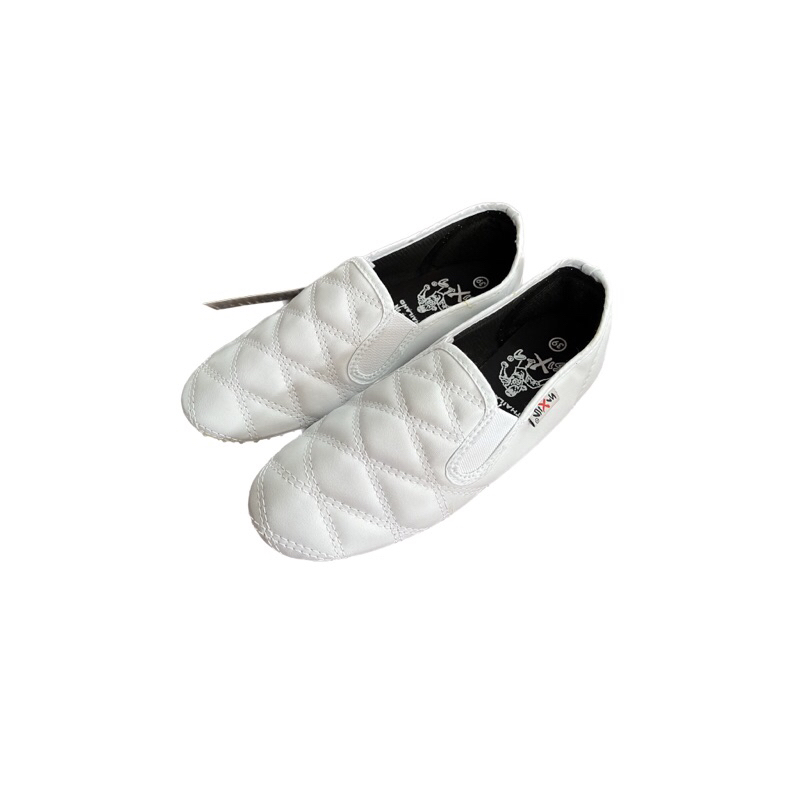 รองเท้ากังฟูหนังเทียมเย็บลอน 36-44 บุฟองน้ำข้างใน นุ่ม ใส่สบาย รองเท้าพยาบาล-คุณครู รุ่น456