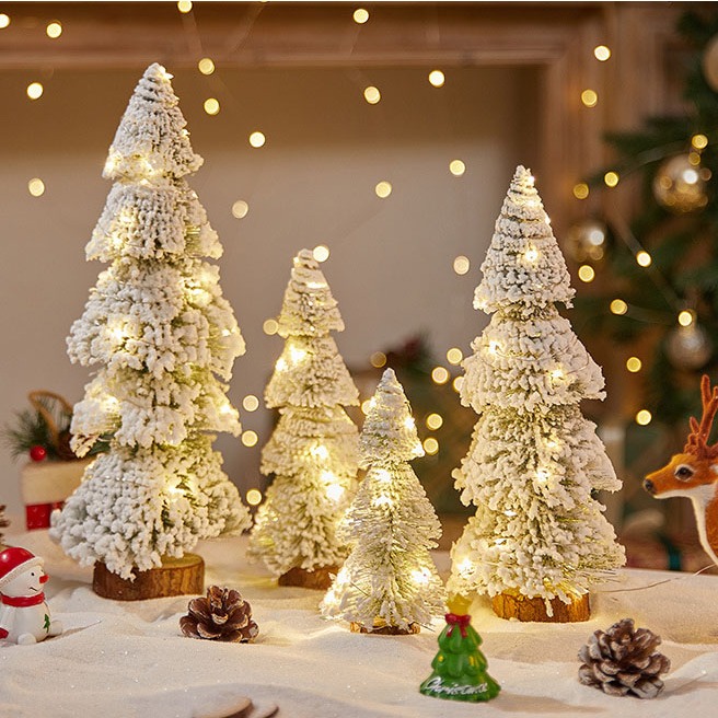 จากไทย🇹🇭  โคมไฟ LED ต้นคริสต์มาสตกเเต่ง ต้นสนประดับ ขนาดเล็ก กับโคมไฟ ลูกสนหิมะ Christmas tree