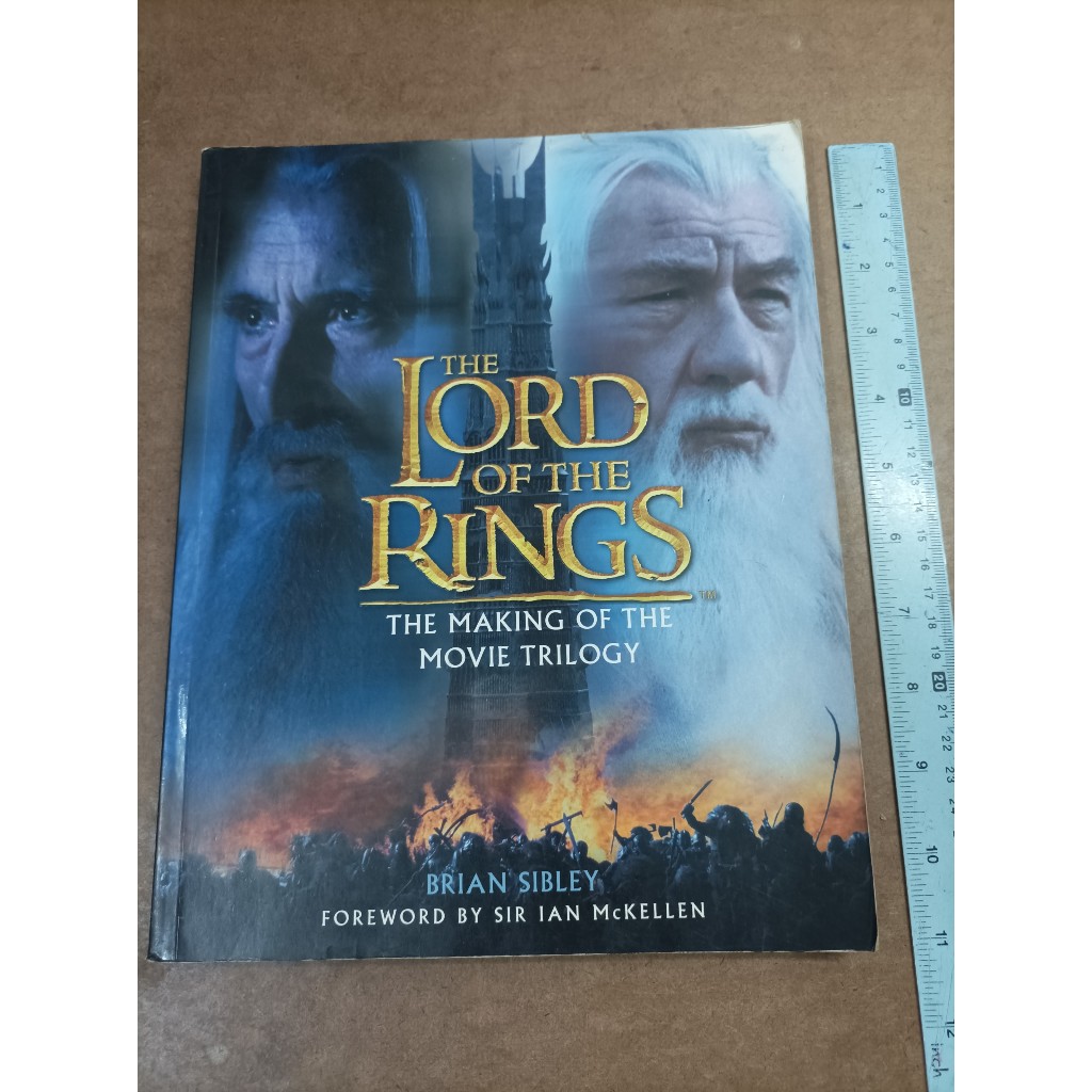 หนังสือ The Lord of the Rings: The Making of the Movie Trilogy by Brian Sibley (Author), Sir Ian McKellen (Foreword)