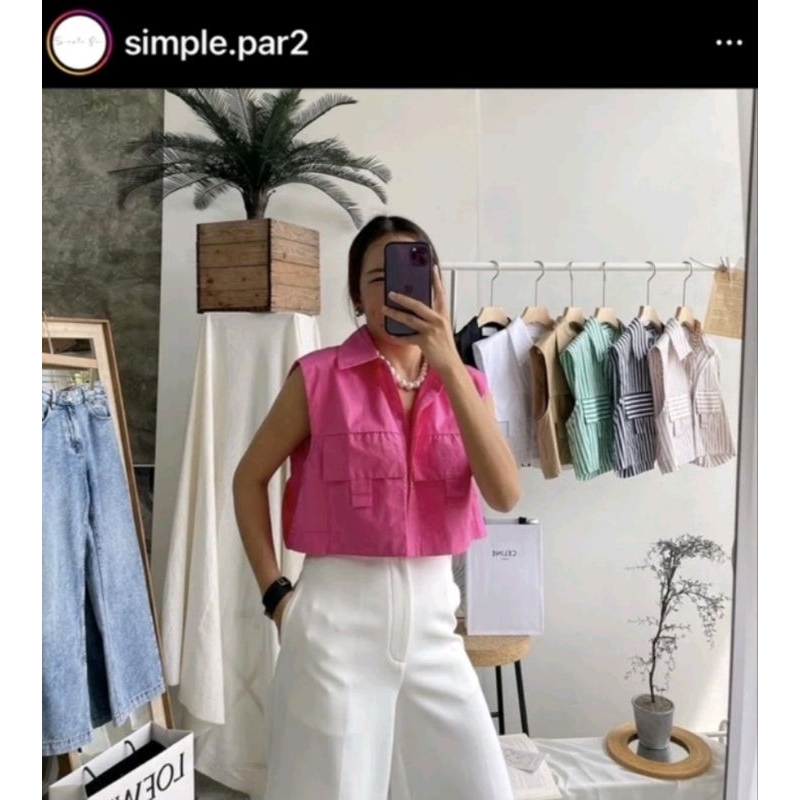 เสื้อครอป สีชมพู บานเย็น จากร้าน simple.par