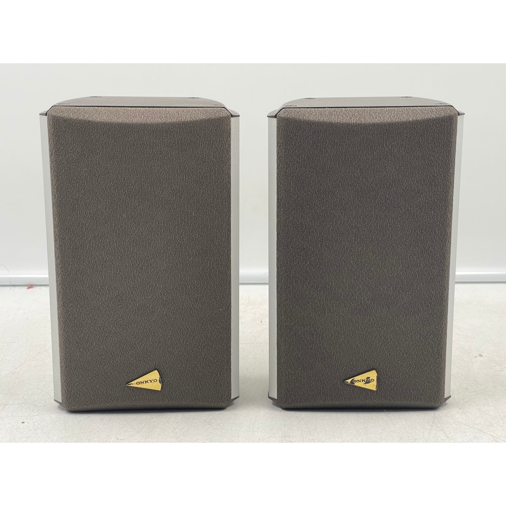 AI53 ลำโพง 1 คู่ มือสองญี่ปุ่น (172-226) ONKYO D-30 40W 6 โอห์ม Woofer 3 นิ้ว Size ตู้ 13x6.5x21.5CM