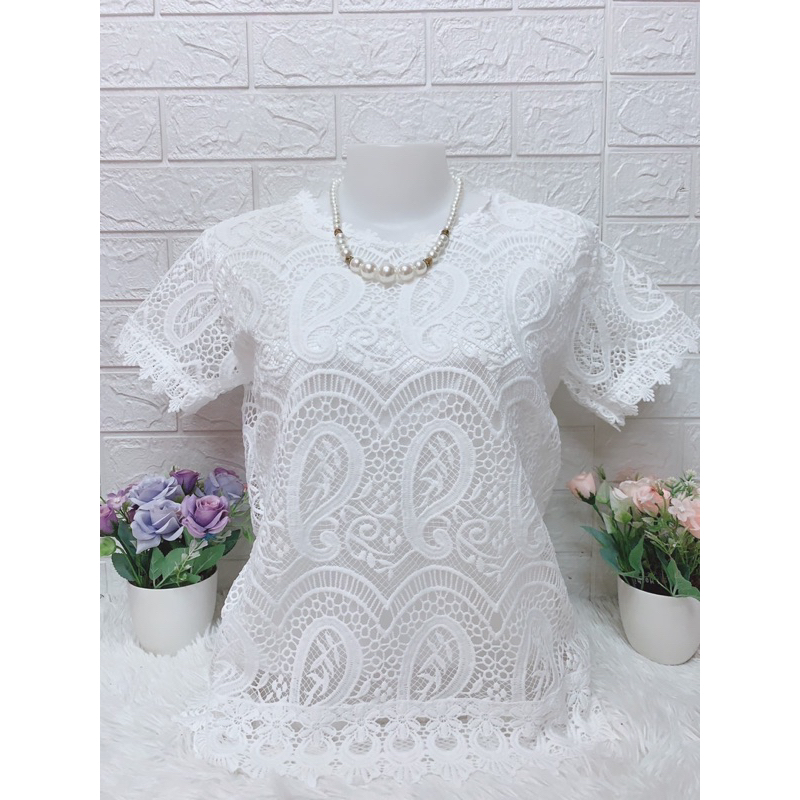 เสื้อลูกไม้ขาวอก36-42ผ้านิ่มใส่สบายมีซับในทั้งตัวจ้า