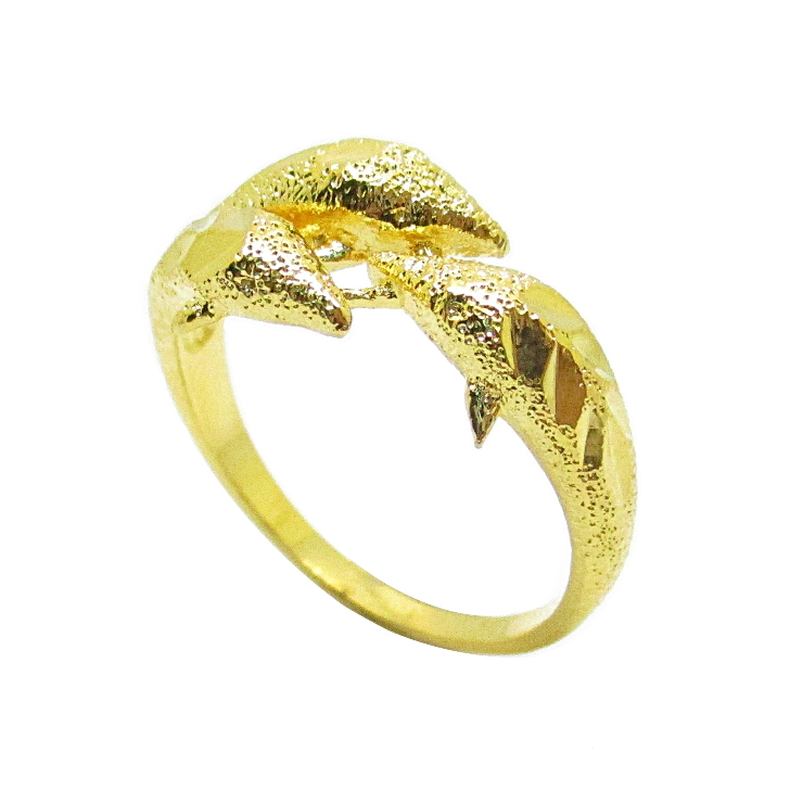 แหวนทอง เทียบเท่า 1 สลึง แหวนพ่นทรายและตัดลาย โลมา3ตัวกำลังว่ายน้ำ น่ารัก เก๋ เท่ห์ ชุบทอง
