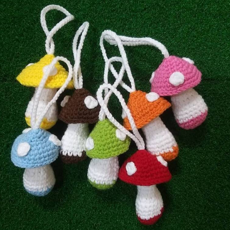 เคสยาดมแบบหลอดถักไหมพรม Handmade พวงกุญแจห้อยกระเป๋า