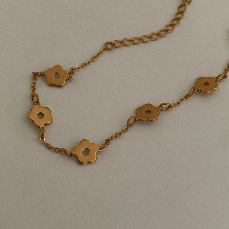 HER OBJECTIVE_HER MOLLY DAISIES BRACELET