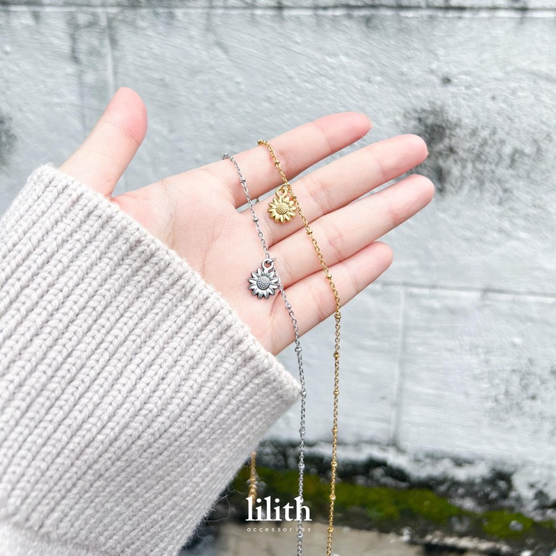 Lilith - Sunflower necklace สร้อยคอ ดอกทานตะวัน