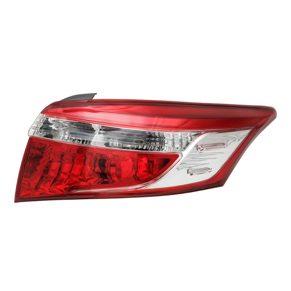 ไฟท้าย TOYOTA VIOS วีออส 2013 2014 2015 2016 (พร้อมขั้วไฟ)