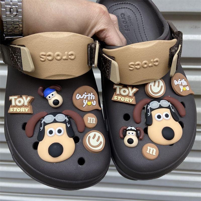 DIY ที่ติดรองเท้า crocs สไตล์น่ารัก ตัวการ์ตูนติดรองเท้า ตกแต่งสวยงาม รูปแบบการ์ตูน ตัวติดรองเท้าหัวโต