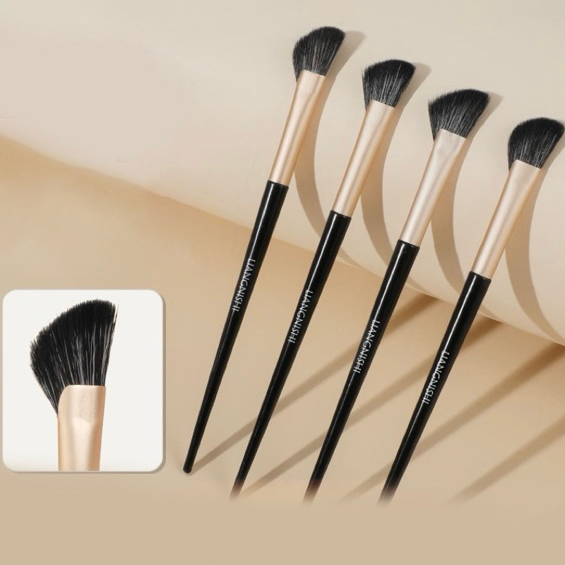 ส่งฟรี/ส่งไว แปรงแต่งหน้า แปรงคอนทัวร์ แปรงไฮไลท์ BRUSHTOO CONTOUR/HIGHLIGHT BRUSH แปรงขนนุ่ม ด้ามจับยาว พกพาง่าย 1 ชิ้น