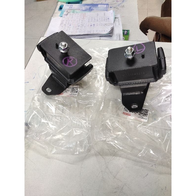 ยางแท่นเครื่อง Isuzu NPR150 เครื่อง 4HE1/4HK1-TCS