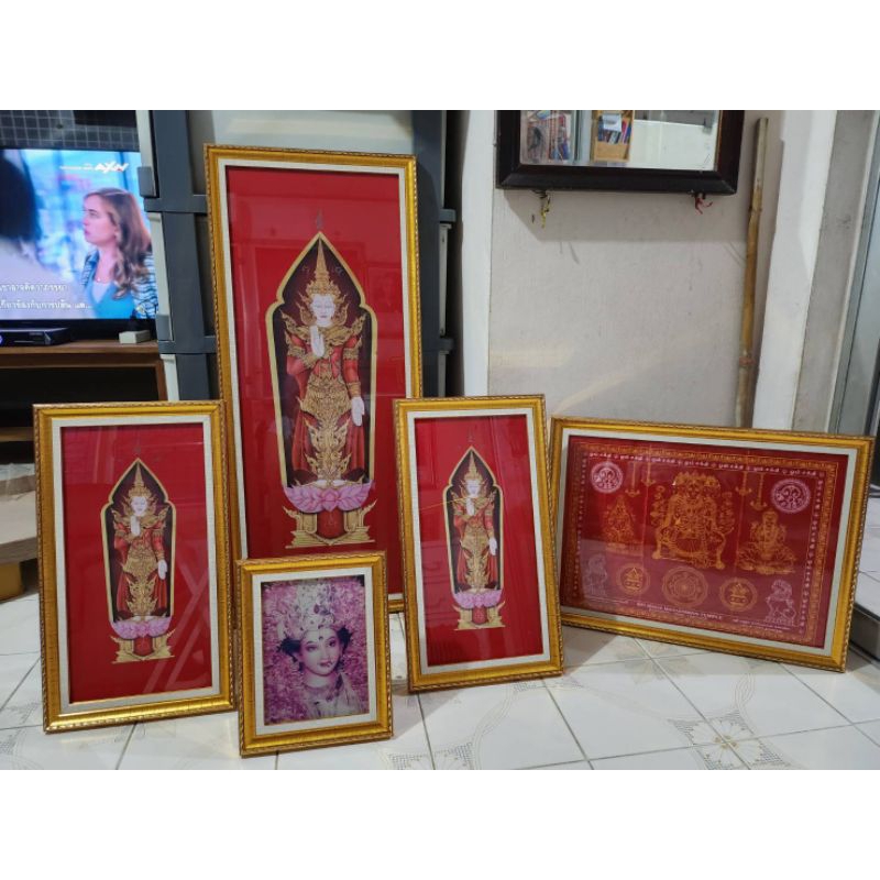 กรอบรูปสั่งทำตามขนาด กรอบรูปตามสั่ง กรอบรูปสั่งทำไซส์พิเศษ ได้ตามสั่ง แบบไหนก็ทำได้ สอบถามราคาก่อนตัดสินใจไดัค่ะ