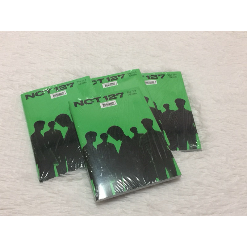 NCT 127  {พร้อมส่ง} อัลบั้ม Nct 127 Sticker (ปกเขียว)