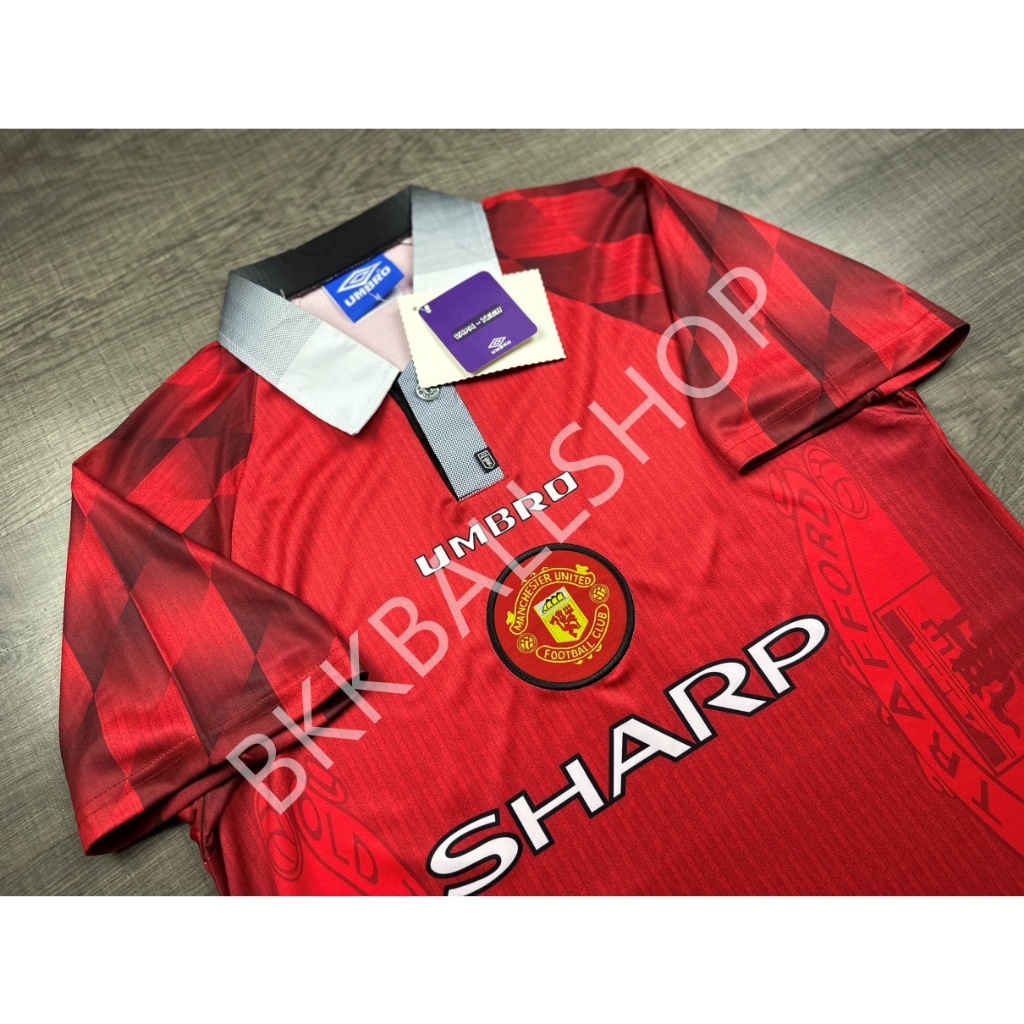 [Retro] - เสื้อฟุตบอล ย้อนยุค แมนยู Home เหย้า 1996/98 ลายหมากรุก