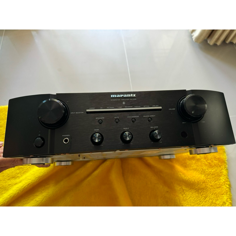Marantz Intregrated Amplifier รุ่น PM7005 Black