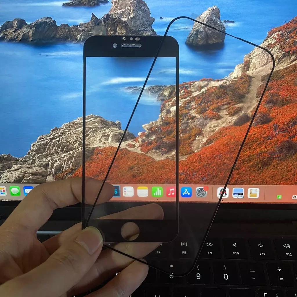 ฟิล์มกระจกนิรภัย For iPhone 16 15 Pro Max 16e 14 Plus 13 12 Mini 11 Xs XR 8 7 6 6s SE แบบเต็มจอ 5D กาวเต็มแผ่น thumbnail 9