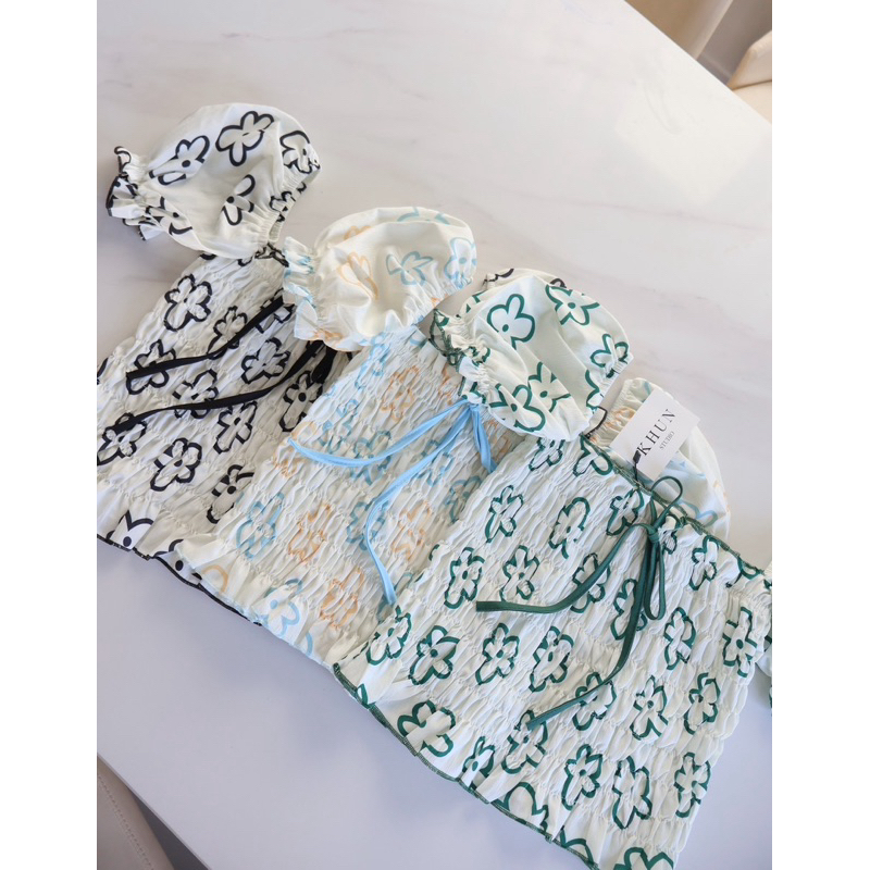 khun studio เสื้อสม็อคลายดอกไม้ 🌼