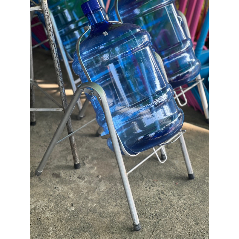 ขาเทน้ำใส่ถังน้ำ20ลิตรได้ทุกสีใช้งานง่ายมีลูกยางกันลื่นแถม