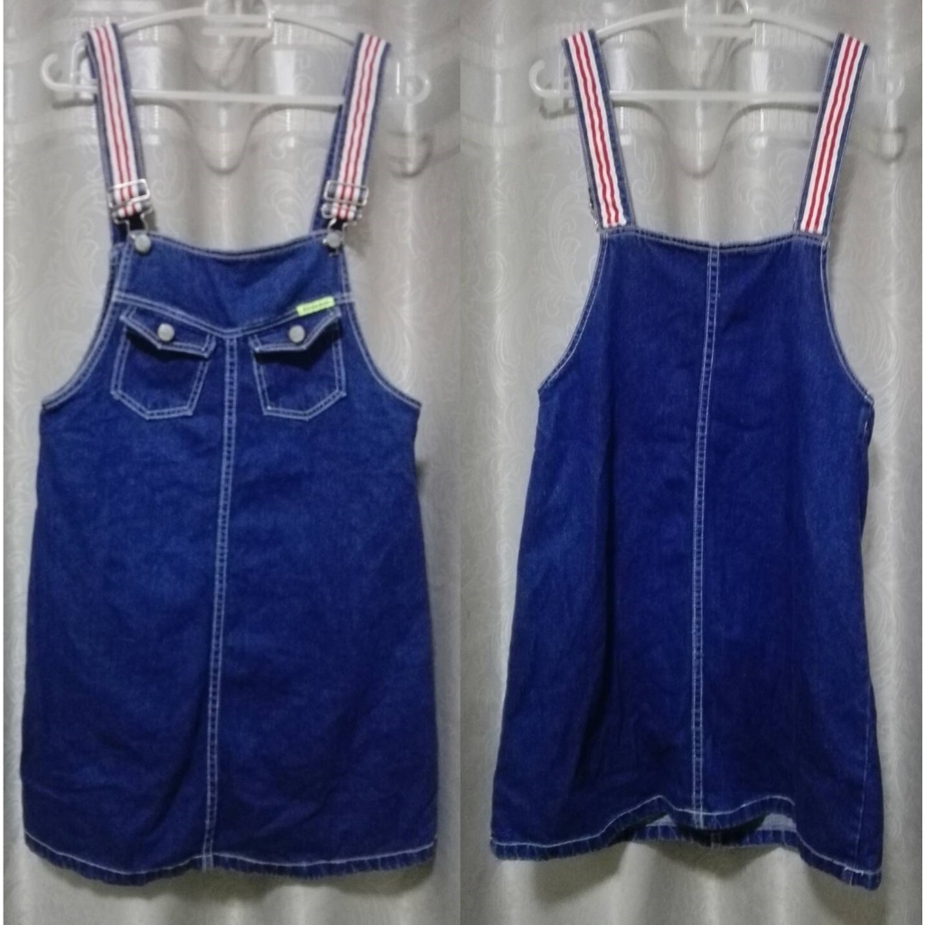 เอี้ยมกระโปรงยีนส์ Y2K ปรับสายได้ มือสอง Remargo :Denim mini dress Size M (used)
