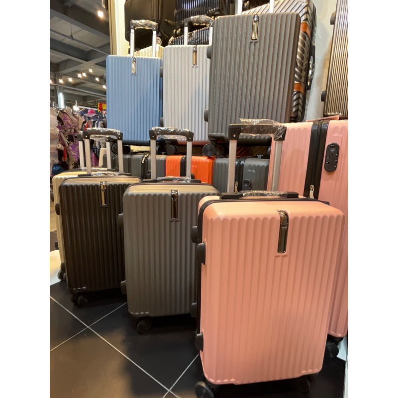 กระเป๋าเดินทาง 20-24-28นิ้ว สินค้าจากโรงงานพร้อมส่งทุกวัน