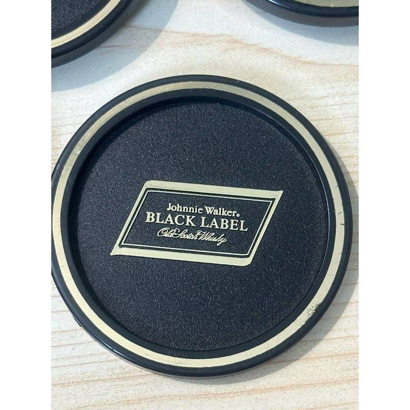 (ของแท้ ) ที่รองแก้ว Johnnie Walker black label จอห์นนี่ วอล์คเกอร์ ที่รองแก้วพลาสติก กว้าง 8.5 ซม.