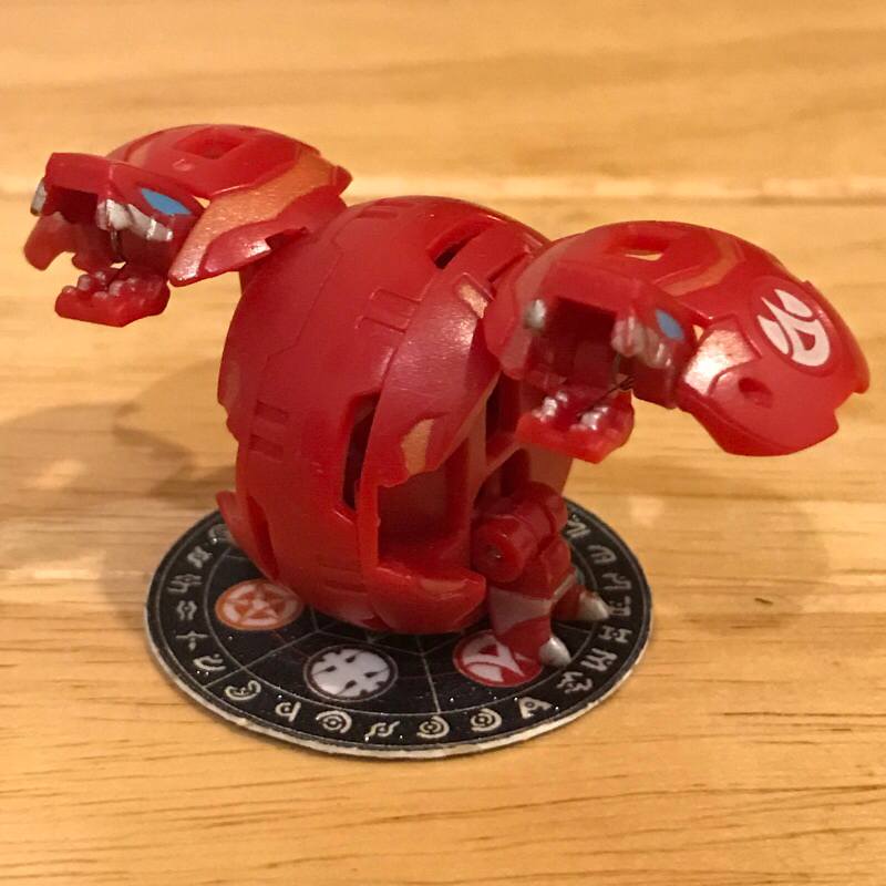 Bakugan Battle Brawlers B2 Pyrus Dual Hydranoid