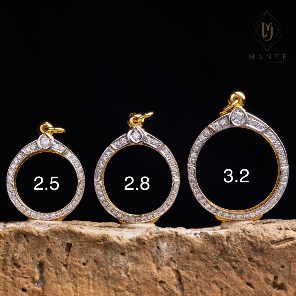 ตลับพระทรงกลม ฝังเพชรCZ 3ขนาด พร้อมห่วง แบรนด์ MANEE JEWELRYS