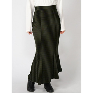 แบรนด์ JEANASIS แท้💯 จากญี่ปุ่น กระโปรงมือ1ตัดป้าย สีเขียวลา…