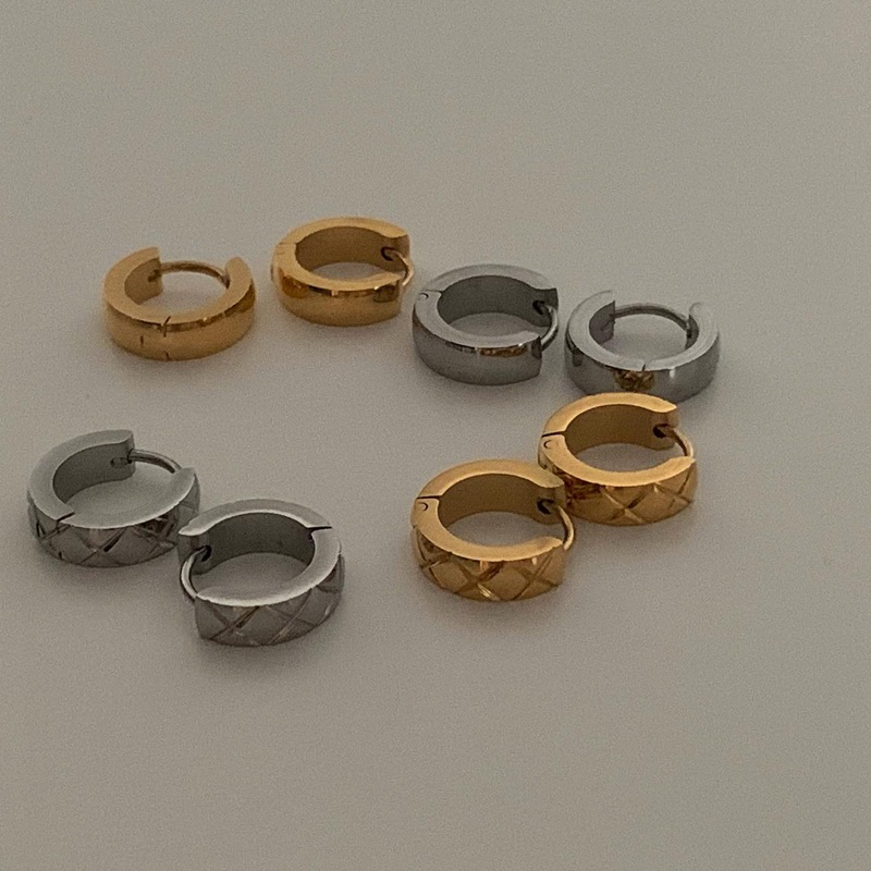 ต่างหูสเตนเลส HER OBJECTIVE_HER MEDIUM CLASSIC HOOP EARRINGS