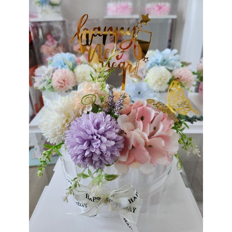 เค้กใส่เงิน ดอกไม้พาสเทล newyear​