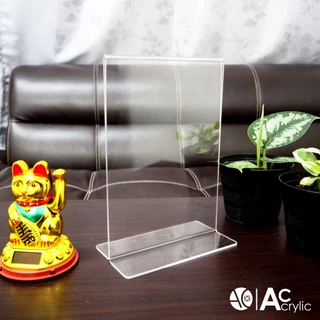 ป้ายอะคริลิคตั้งโต๊ะ A5 แนวตั้ง 15x21.5 cm อะคริลิคใส 2 หน้า ทรง T (A5P2P)