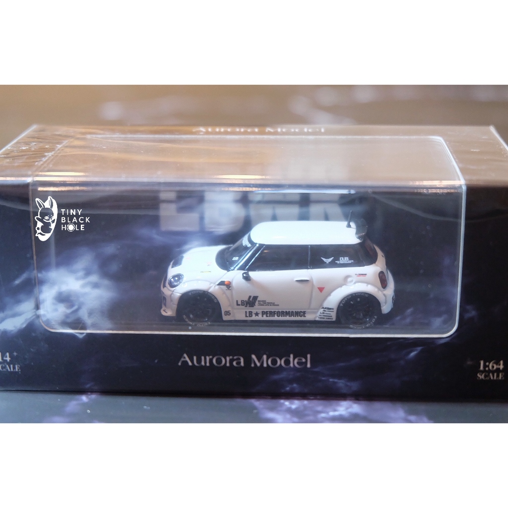 Aurora model 1/64: mini cooper LB หลังคาขาว