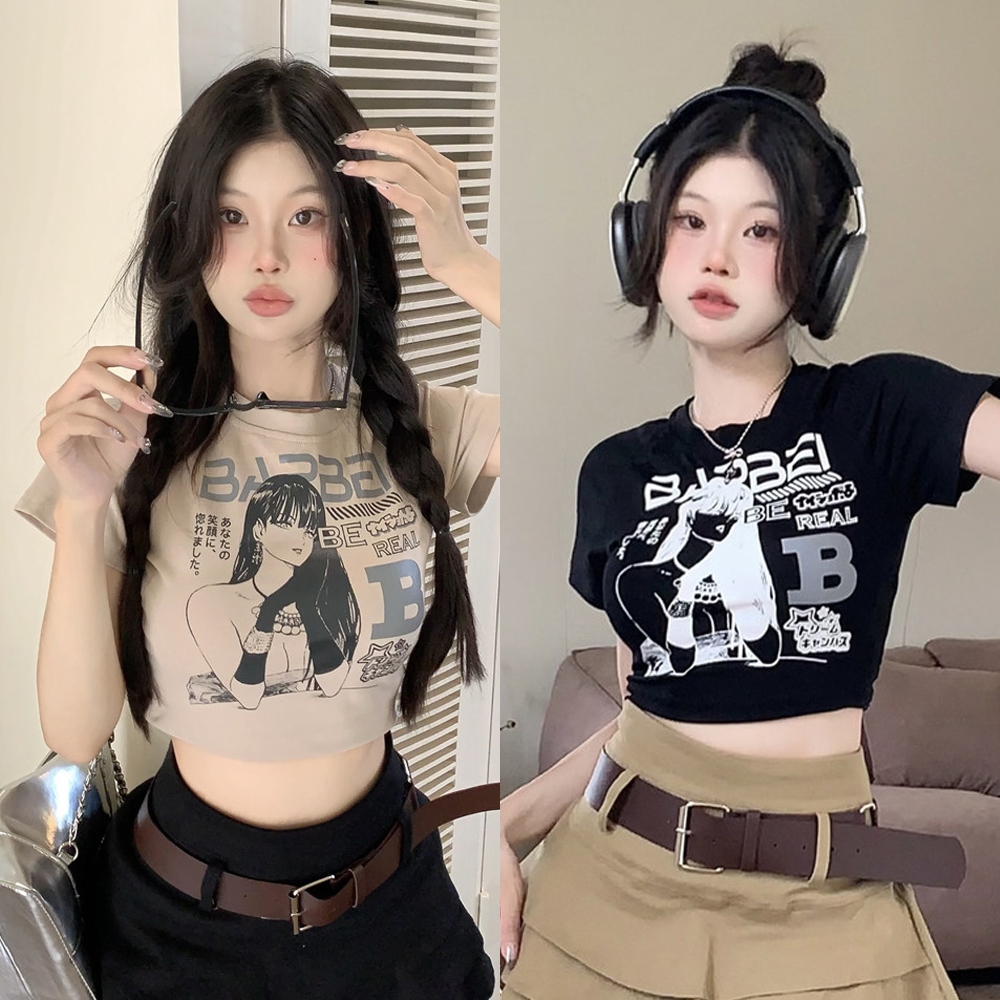 cherryshop🍓เสื้อครอป เอวลอย ผู้หญิง🌹เสื้อแขนสั้นแฟชั่นสีดำพิมพ์ลาย y2k สตรีทสไตล์เกาหลี
