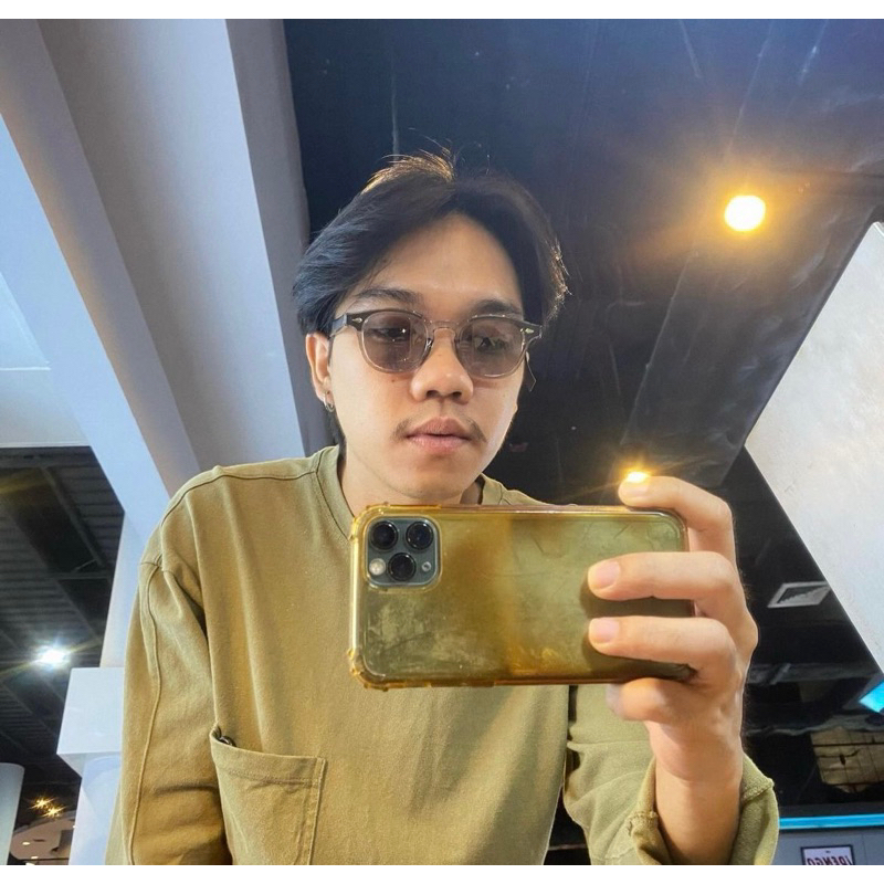 A5456 เลนส์บลูออโต้ แว่นตาทรง Moscot..มาใหม่ครับ ไซส์นี้กลางๆไม่เล็กไม่ใหญ่จนเกินไปทรงนี้สุดคลาสสิก