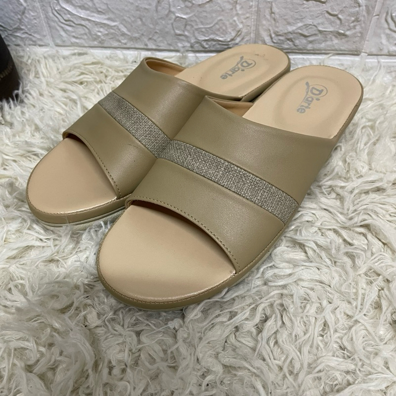 รองเท้าคัชชู รองเท้าสุขภาพ Darte   Size 38 ยาว 25 cm ราคา 250 บาท