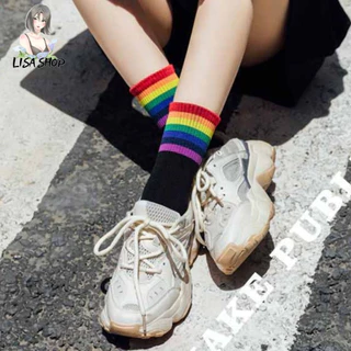 ถุงเท้าแฟชั่น ข้อกลาง คาดแถบสีรุ้ง ถุงเท้าวินเทจสายรุ้ง 🌈 Rainbow socks พร้อมส่ง S24