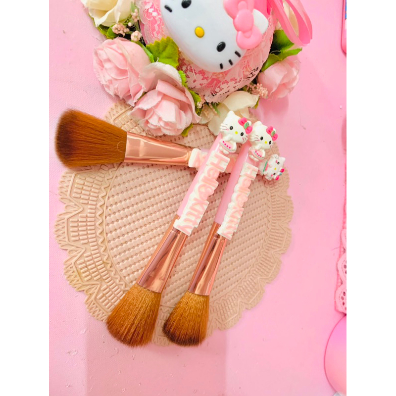 แปรงแต่งหน้าสีชมพูน่ารัก ราคาถูก Shopee Lazada