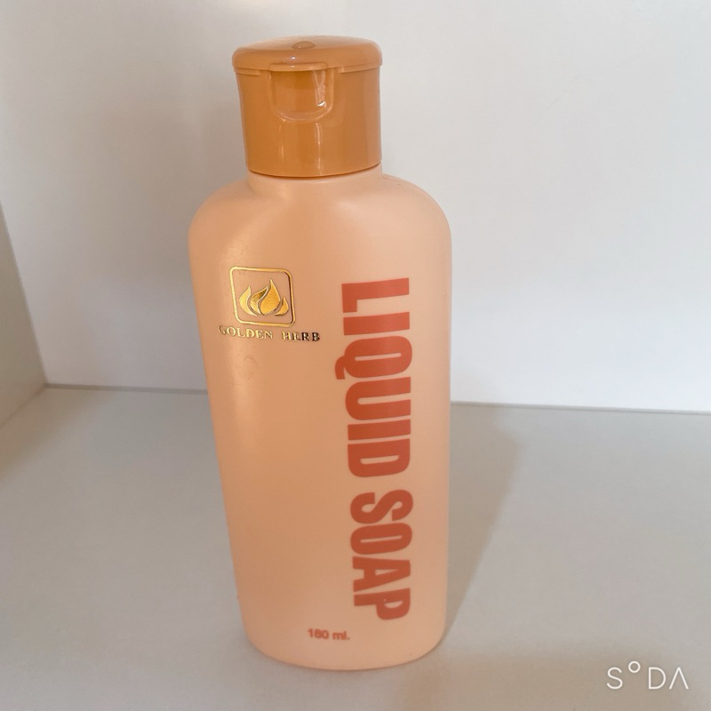 สบู่เหลวหน้าเงาโกลเด้นเฮิร์บ ลิควิค โซพ* ราคาสมาชิกทักแชทค่ะ*