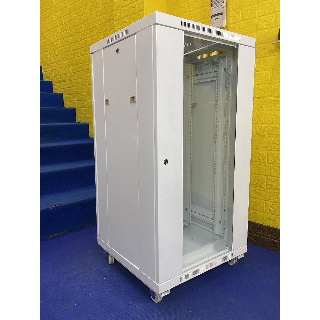 ตู้แร็ค Network Cabinet 19" 22U ลึก 60 ซม.แถมพัดลม 2 ตัว ถาดรองอุปกรณ์ 2 ชิ้น