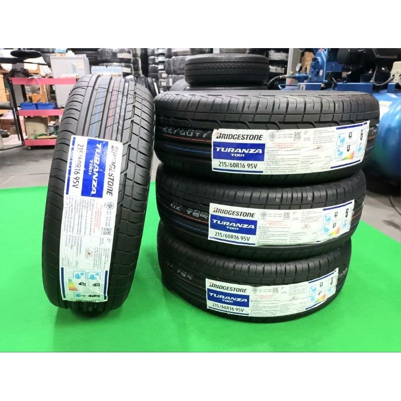 ยางใหม่ค้างปี 215/60R16 Bridgestone Turanza T001 ผลิตปี 2022 ประกันบวม 2 ปี พร้อมจุ๊บลม 4 ตัว จัดส่ง
