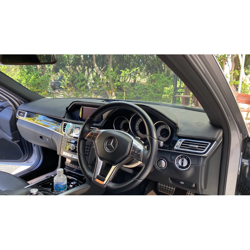 พรมหน้ารถ Mercedes Benz E300 Bluetech Hybrid รุ่น W212