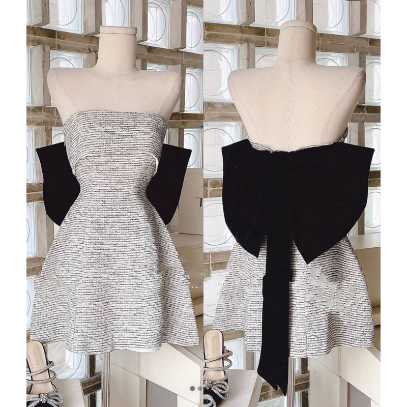 พร้อมส่ง เดรสเกาะอกแต่งโบว์ใหญ่อลังการ