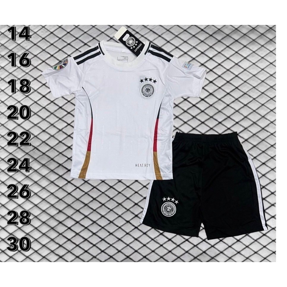 ชุดบอลเด็กทีมชาติเยอรมันใหม่ เสื้อ+กางเกง(สินค้าโลโก้ครบ-พร้อมส่ง