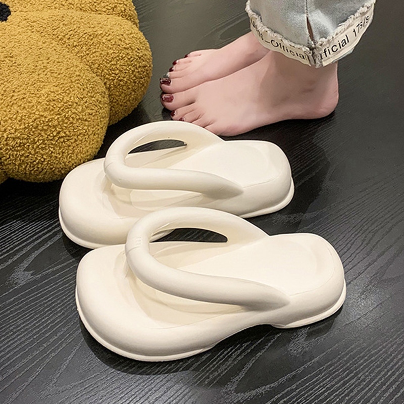 Amazy  งานมาใหม่ รองเท้าแตะหูหนีบทรงเตารีด พื้นนิ่ม สวมใส่สบาย ใส่แล้วเท้าสวย แถมยังราคาถูก ซื้อเลย